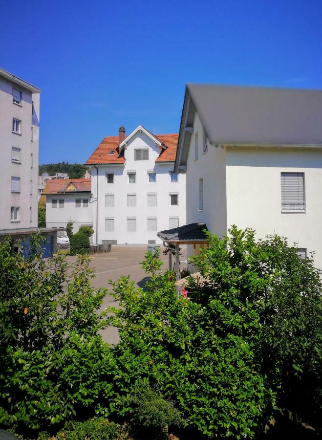 Rooms-Zimmer Neuhausen Am Rheinfall Dış mekan fotoğraf